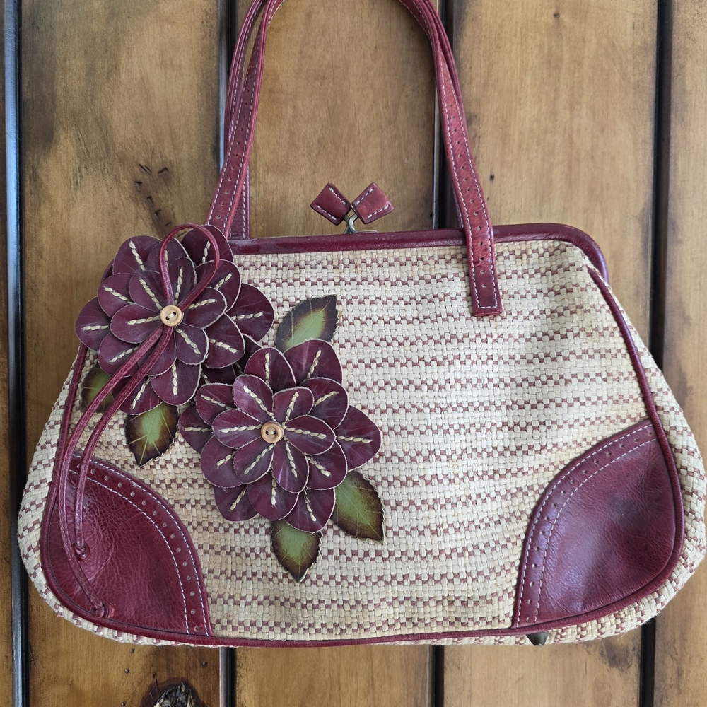 Isabella Fiore Red and Tan Floral Shoulder Bag